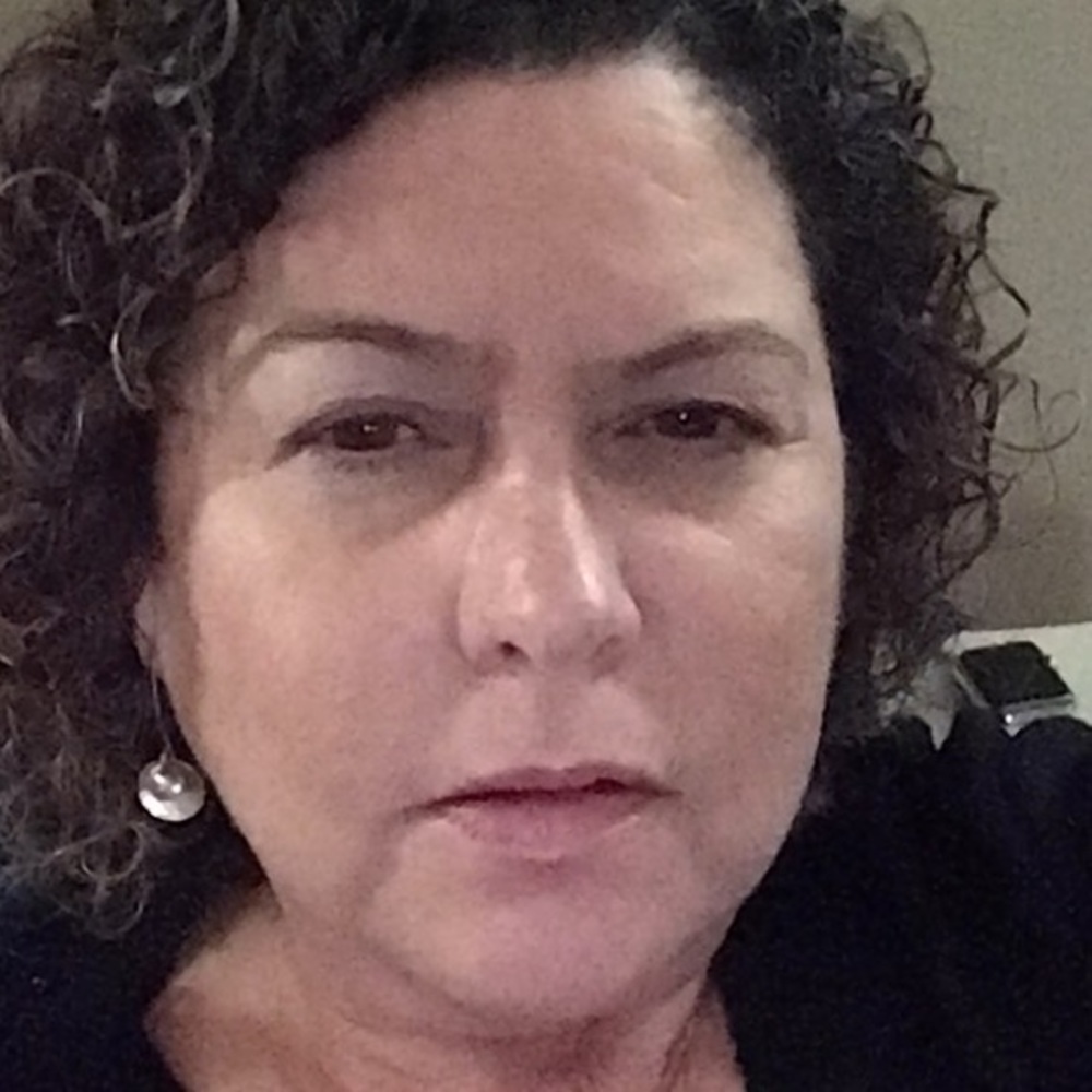 Meet your Posher, Monique